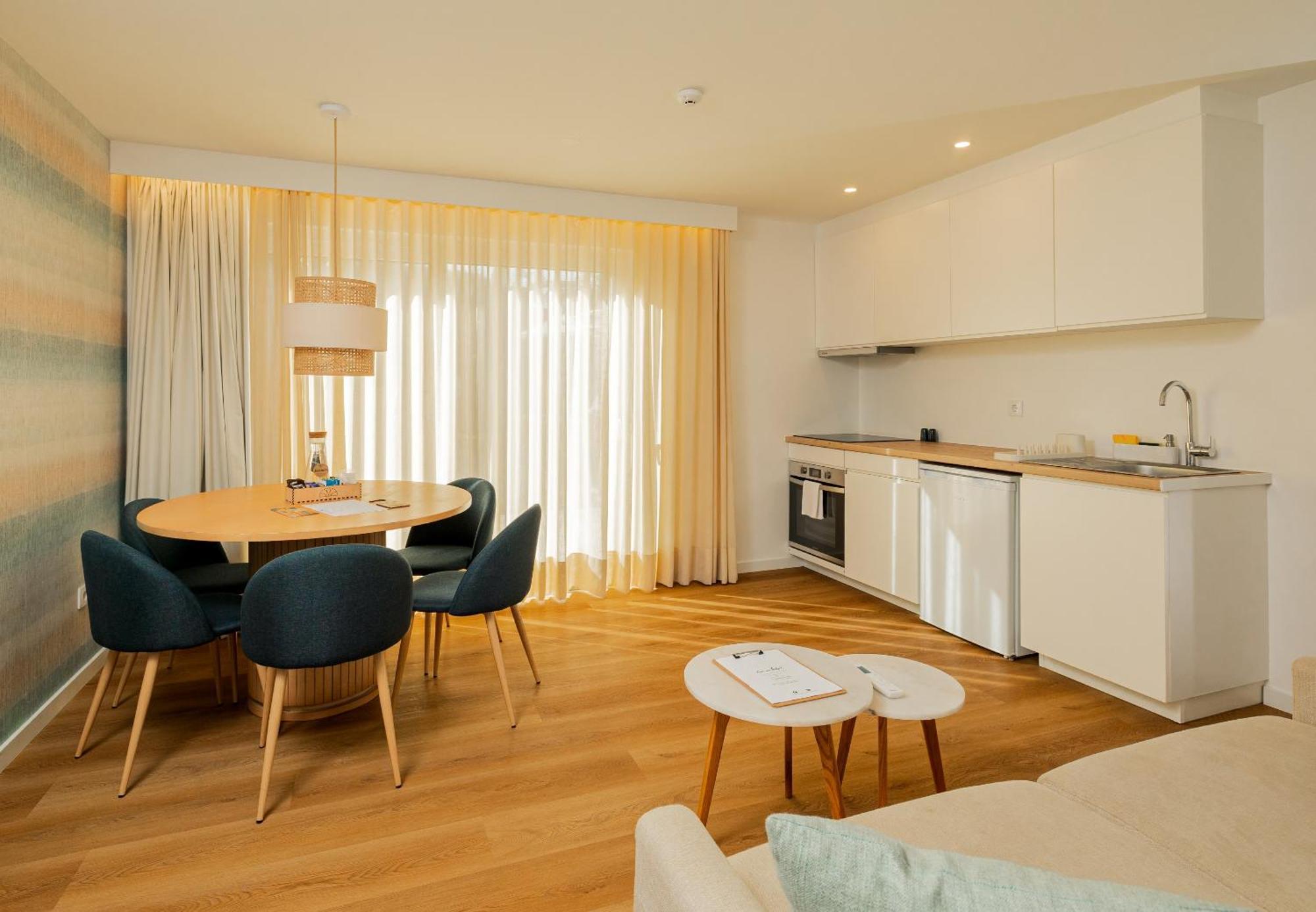 Casa Do Contador - Suites & Pool Ponta Delgada 외부 사진