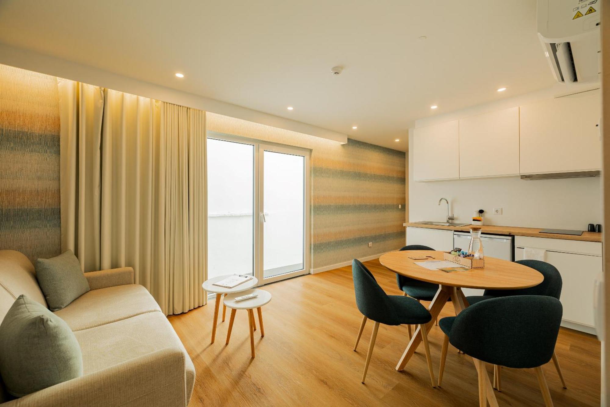 Casa Do Contador - Suites & Pool Ponta Delgada 외부 사진
